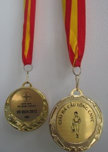 Huy hiệu – huy chương – kỷ niệm chương – 10